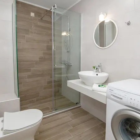 شقة فندقية Mardinik 4*