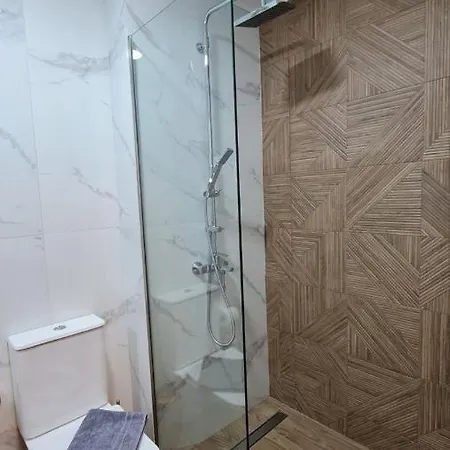 شقة فندقية Mardinik